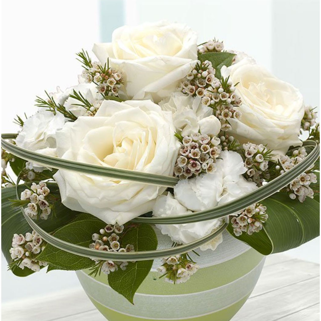 Stunning Flower Arrangements with 10% Off Voucher Code!